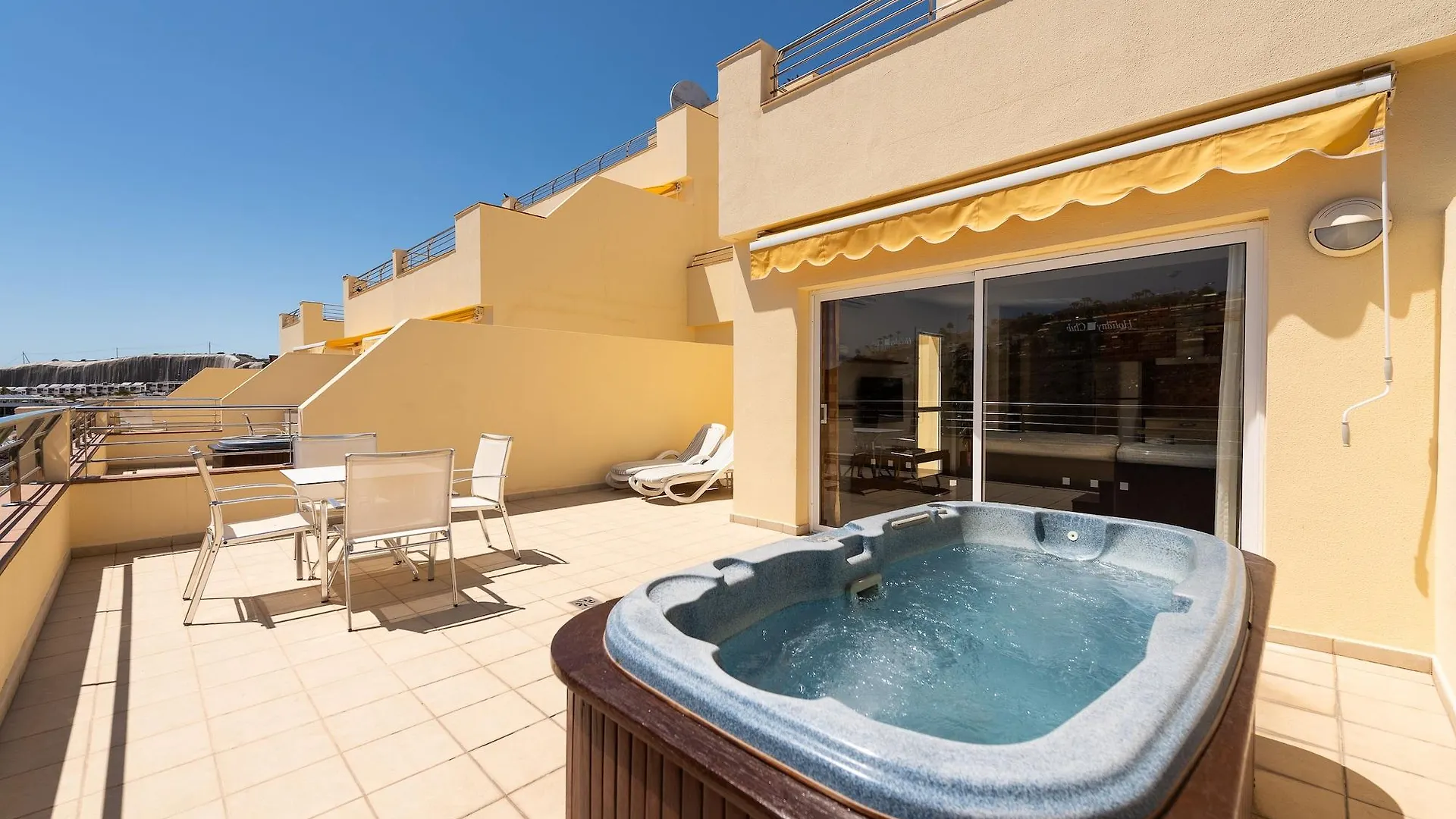 Holiday Club Sol Amadores Puerto Rico  Apart Otel Puerto Rico (Gran Canaria)